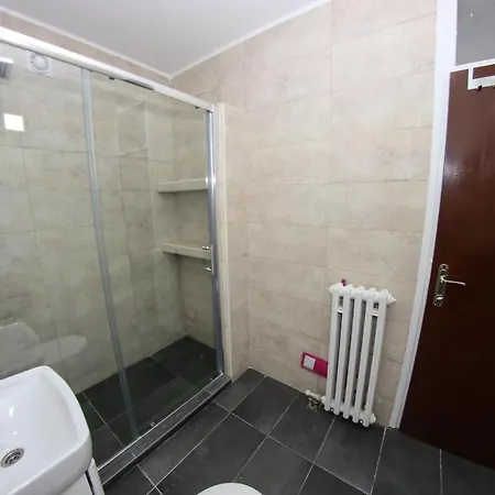 Apartment Grbavica Shopping Studio *
