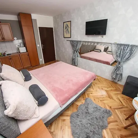 Apartment Grbavica Shopping Studio Sarajevo